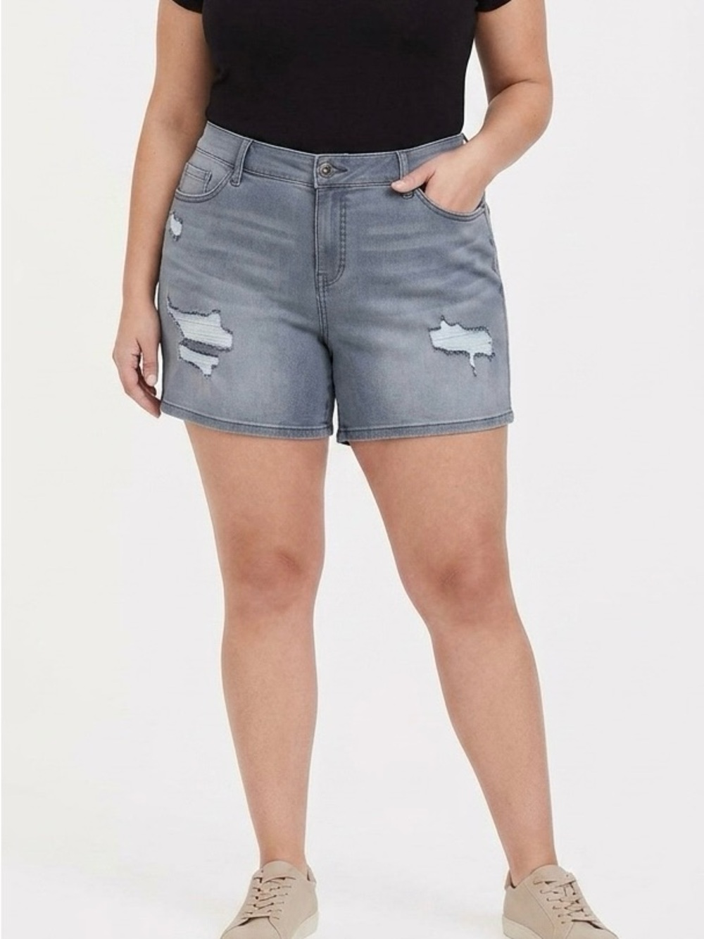 Torrid Size 22 Distressed Denim Shorts Medium Wash Ripped Indie Sleaze Y2K